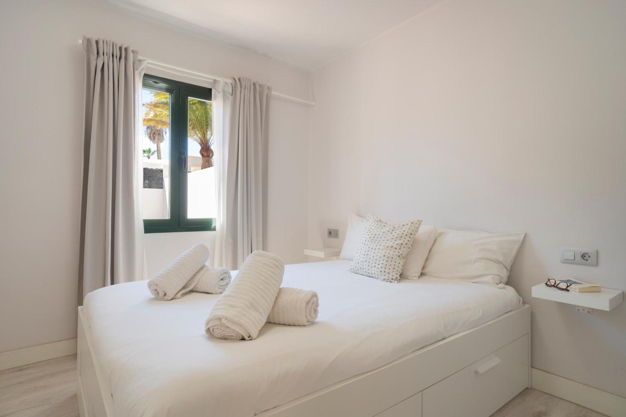 Lanzahost Casa Sunny Seafront Villa Costa Teguise Exterior photo